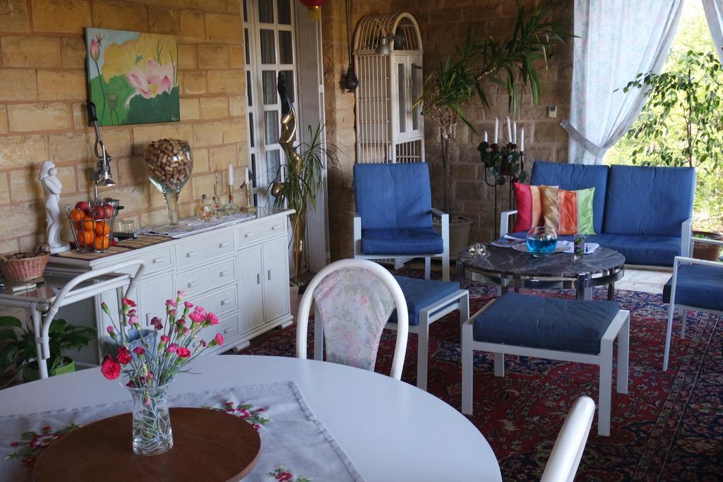 Le Balcon Des Jasses Bed & Breakfast Espere Exterior foto