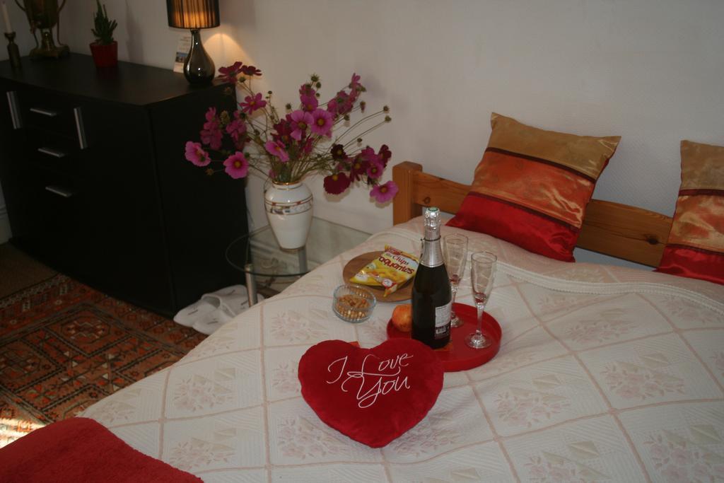 Le Balcon Des Jasses Bed & Breakfast Espere Exterior foto