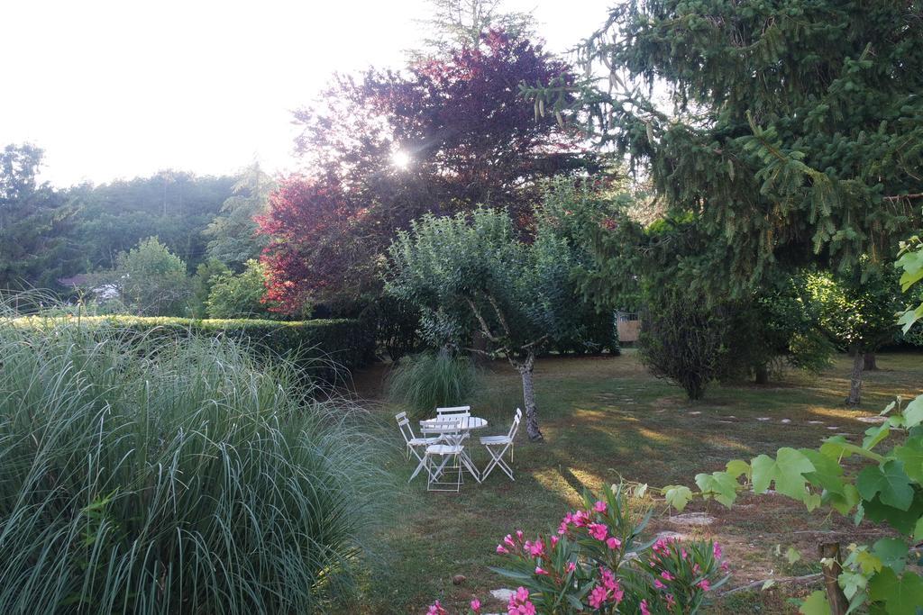 Le Balcon Des Jasses Bed & Breakfast Espere Exterior foto