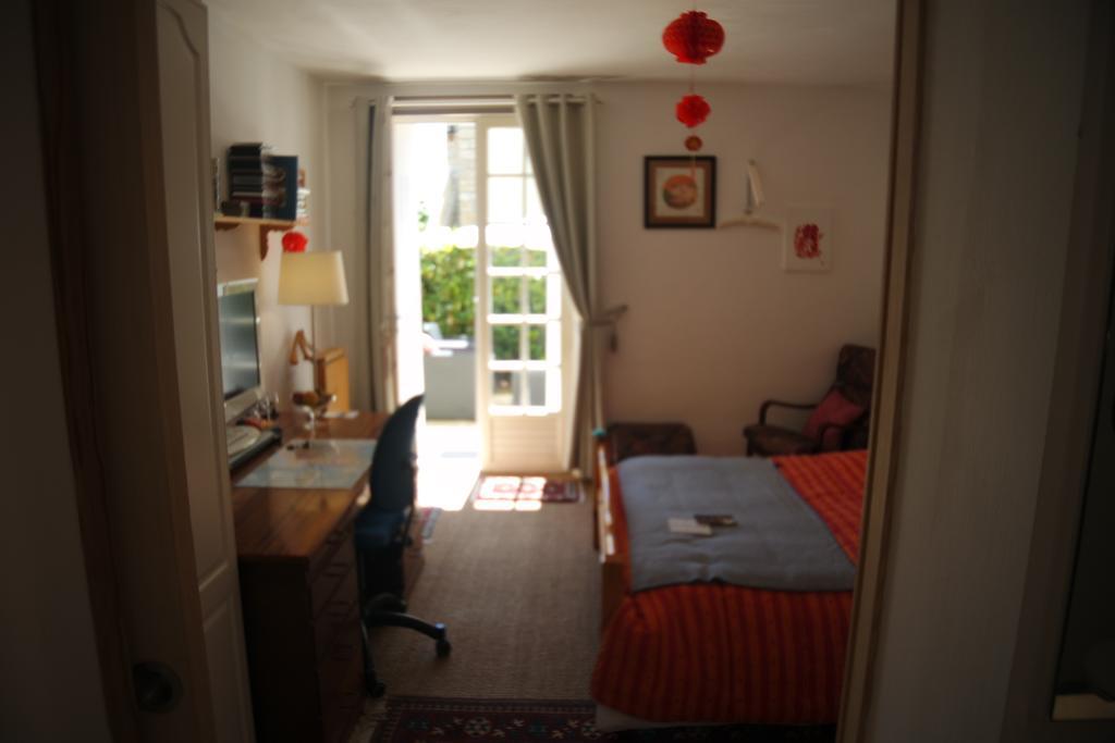 Le Balcon Des Jasses Bed & Breakfast Espere Exterior foto