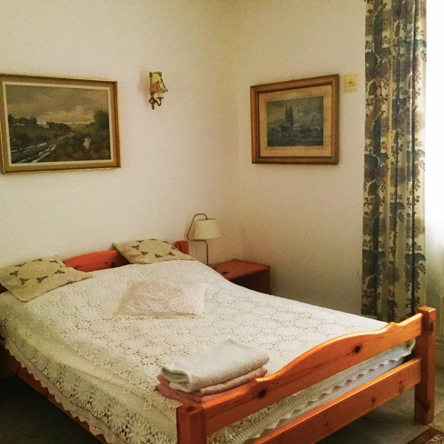 Le Balcon Des Jasses Bed & Breakfast Espere Exterior foto